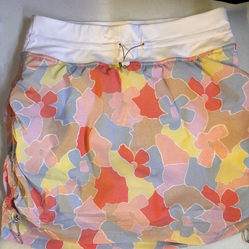 New womens Travis Mathew golf skort/skirt various sizes